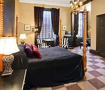 Albany 3* Edinburg
