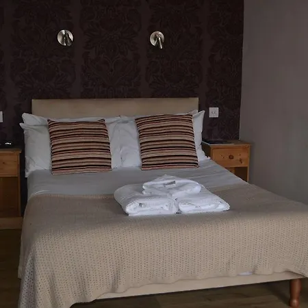 Dene Guest House, New Town 3*