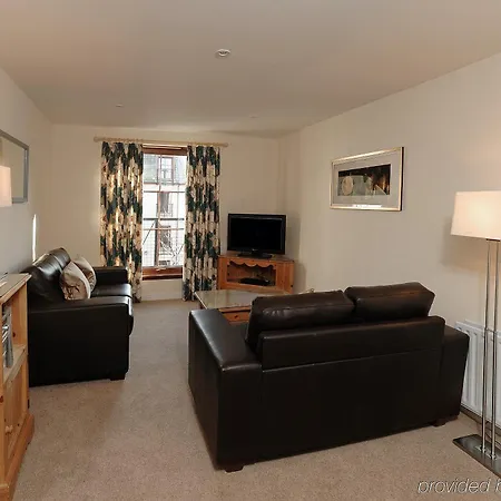 Fountain Court - Grove 4*