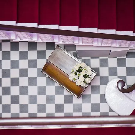 Ailsa Craig Hotel 3*