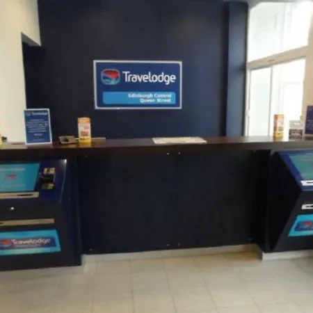Отель Travelodge Queen Street Эдинбург