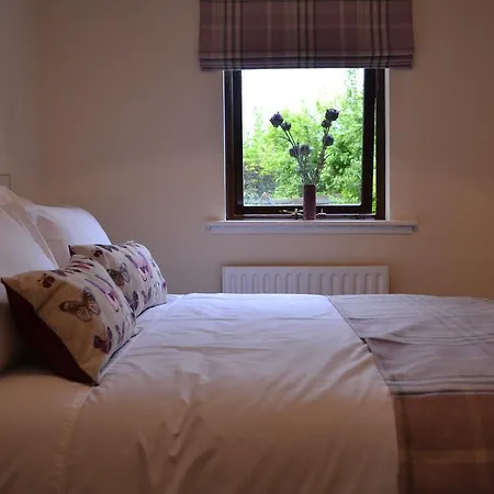 Boat Apartment Edinburgh