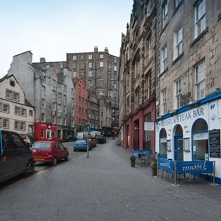 Edmonstone Old Town Edinburgh