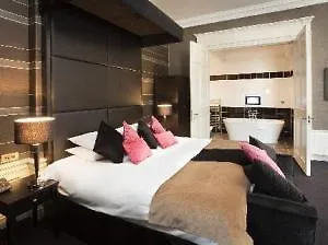 Hotell Albany 3*