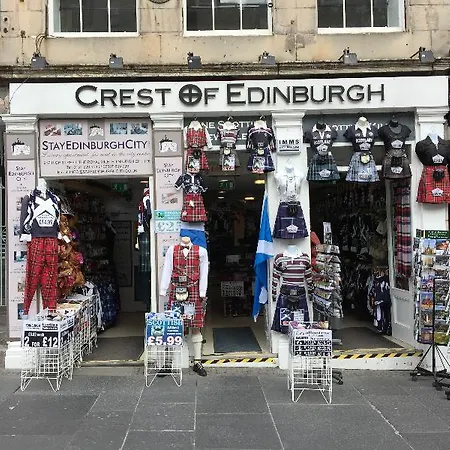 - Royal Mile * Edinburgh
