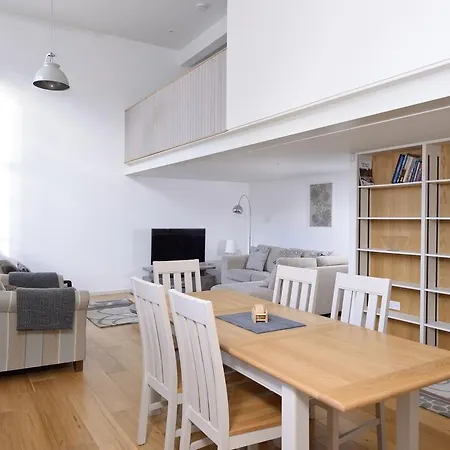 Destiny Scotland - Broughton St Lofts Apartment