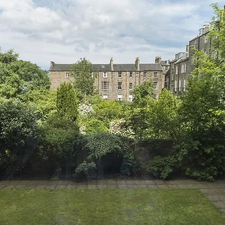 Fountain Court - Royal Garden Lejlighedshotel 4*