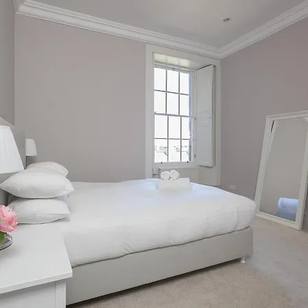 Howe Street Apartment Apartment *