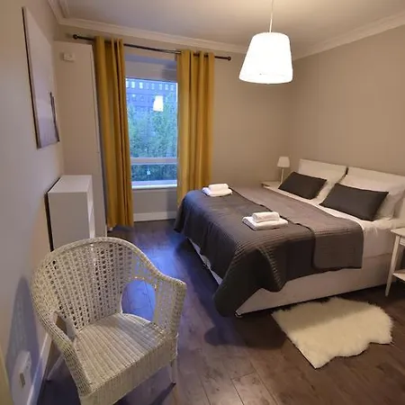Meadowbank House Luxury * אדינבורו