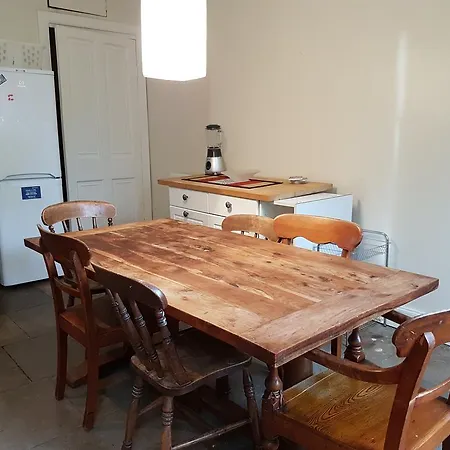 Evergreen - Broughton Street Apartment *