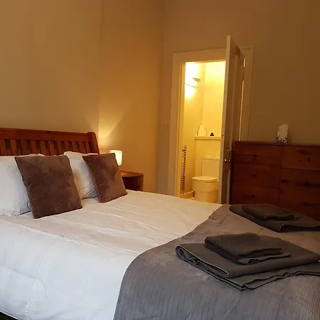 Evergreen - Broughton Street Apartment