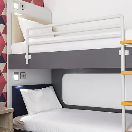 Cityroomz Hotel 3*