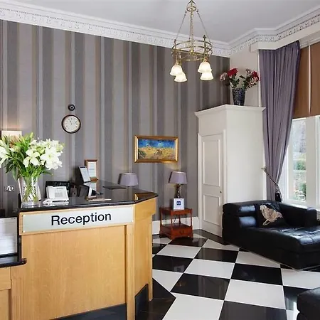 Hotel Royal Ettrick 3*