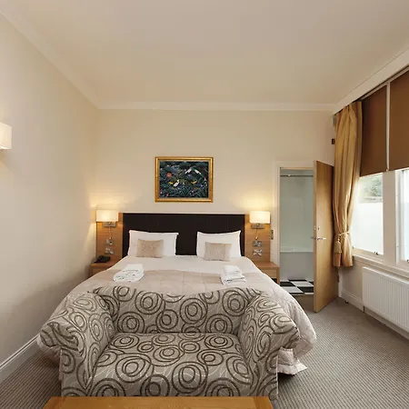 Royal Ettrick Hotel