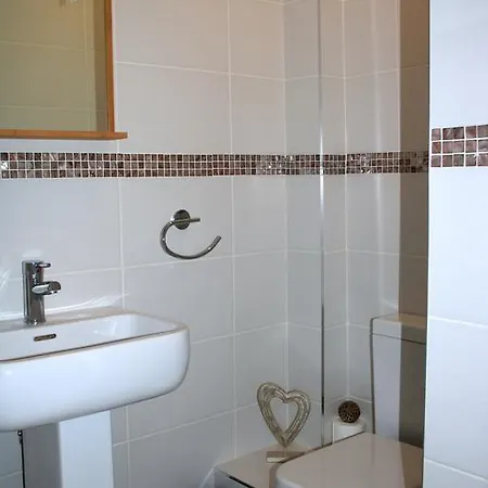 Dalmore Bed & Breakfast Edinburgh