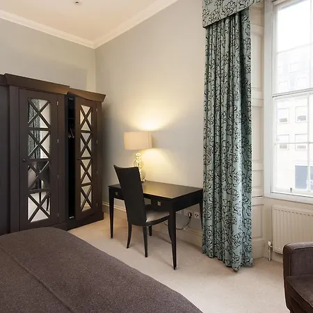 The Robert Louis Stevenson Apartamento *