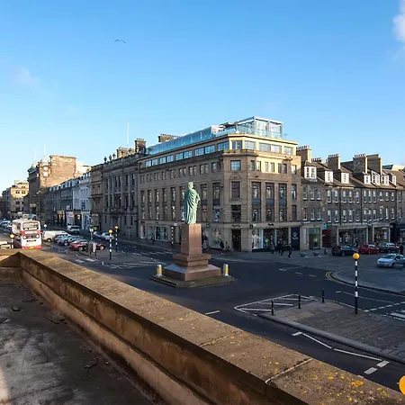 The Robert Louis Stevenson * Edimburgo