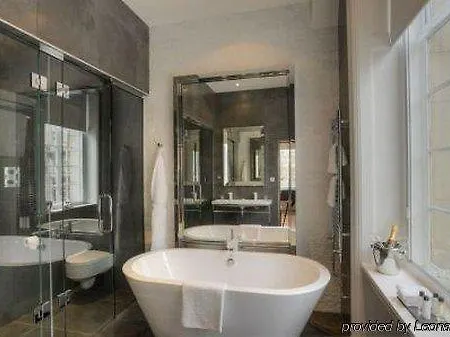 The On The Mile Otel