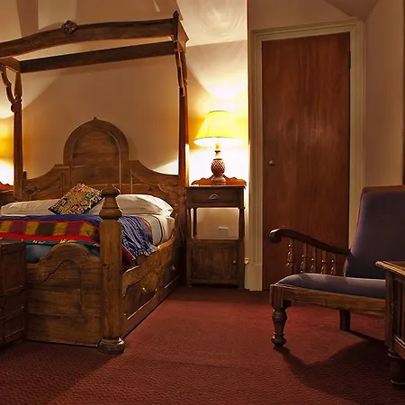 Iholiday 3* Edinburgh