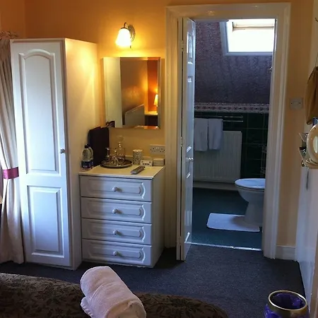 Bonnington Hotel 4*