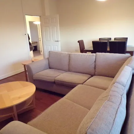 Daire 3 Bedroom Penthouse With Rooftop / Balcony & Parking *