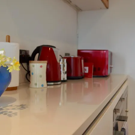 1 Bedroom Central Sleeps 4 * Edimburgo