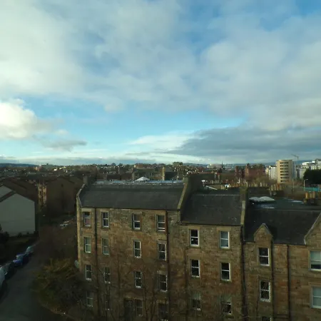 Daire 3 Bedroom Penthouse With Rooftop / Balcony & Parking *