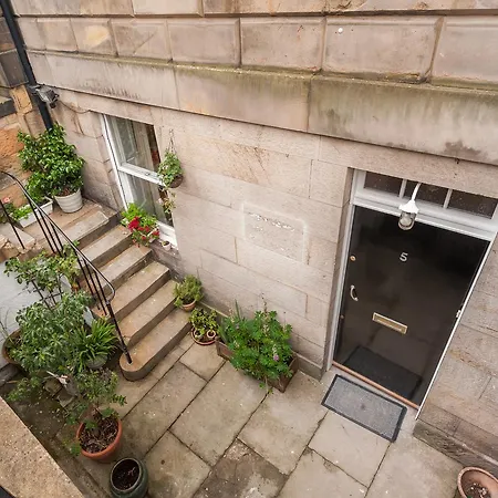 The Alva Street * Edimburgo