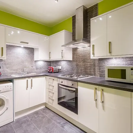 The Dundas Street Residence Apartment *