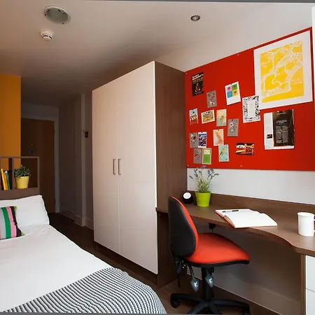 Unite Students - Sugarhouse Close - Royal Mile * Edinburg
