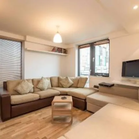 Appartement Modern Flat In The Middle Of Old Town