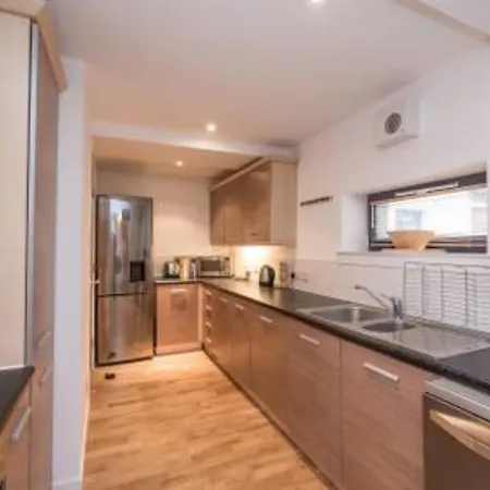 Appartement Modern Flat In The Middle Of Old Town *