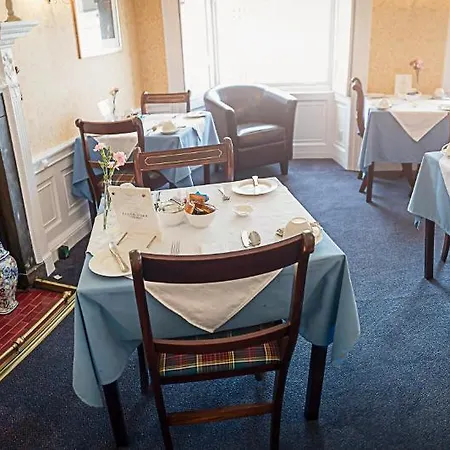 Elder York 3* Edinburg