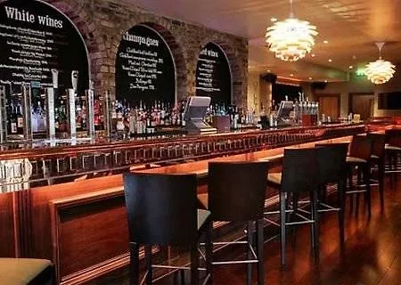 エンジェルズ シェア ホテル エディンバラ