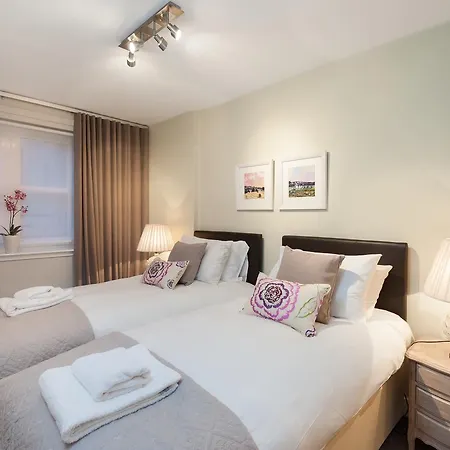 The Botanist Old Town 2 Bedroom Lift Parking * Edinburgh
