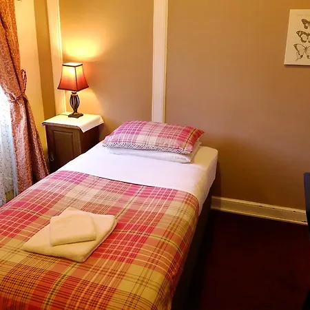 Regent House - Centre Affittacamere Edimburgo