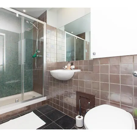 Lovely 3br Garden Flat For 5 Within City Centre * Edimburgo
