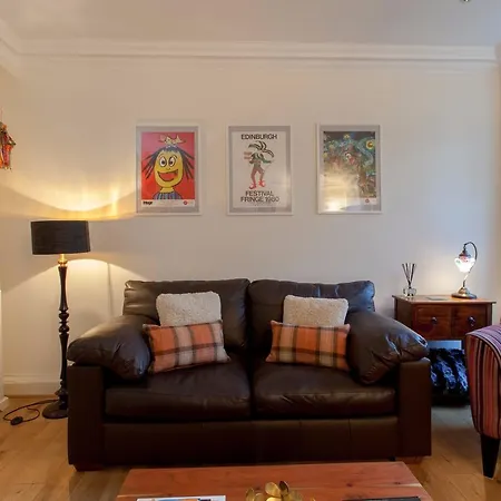 Apartment Central Cosy For 6 In Edinburgh