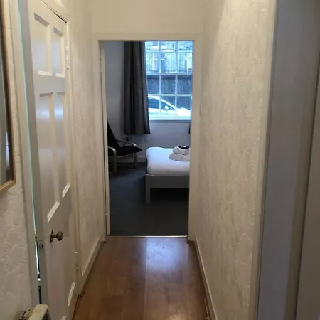 Cosy City Centre Flat Close To Princes Street