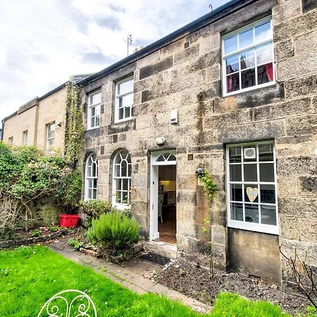 Apartment Altido Quiet Mews House W Parking Edinburgh