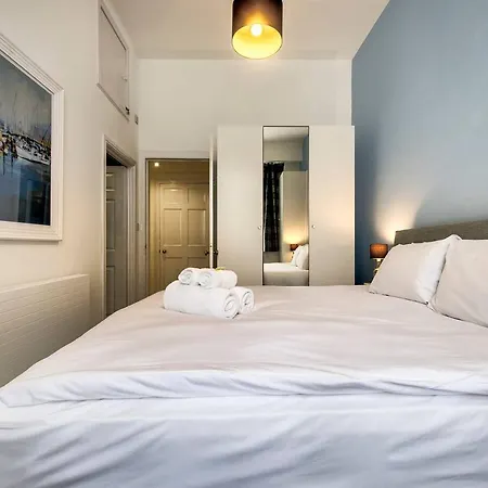 Apartment Altido Spacious And Stylish 4-bed Georgian Edinburgh