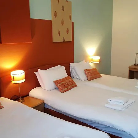 Guest house Mw Townhouse 4*