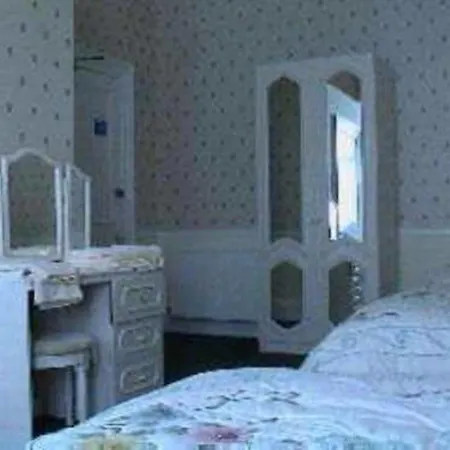 Capital House ゲストハウス 3*