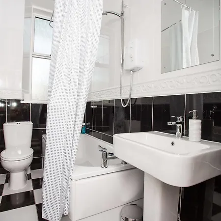 公寓 Holistic Aparment- Brunswick St 爱丁堡