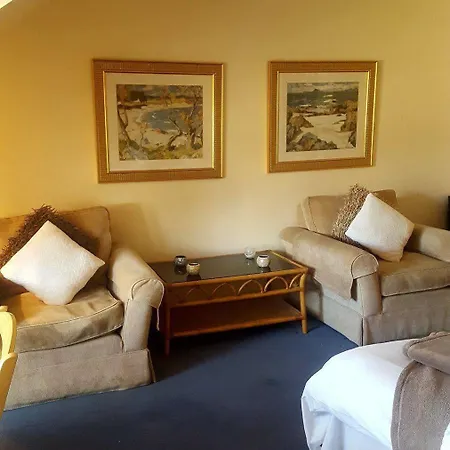 Tony Asga - Tony's Heart Of Centre Sleeps 2 Apartmán *