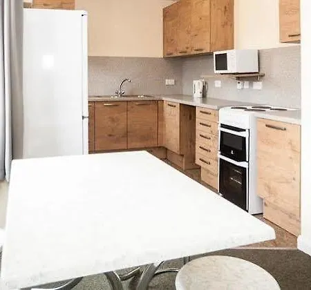 Appartement Euro Halls *