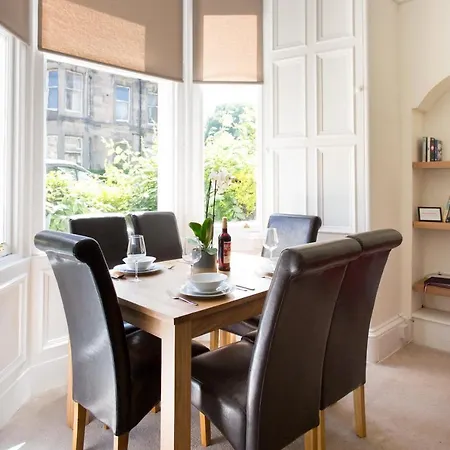 Colonial Victorian Apartment, Fab Central Location Edinburgh