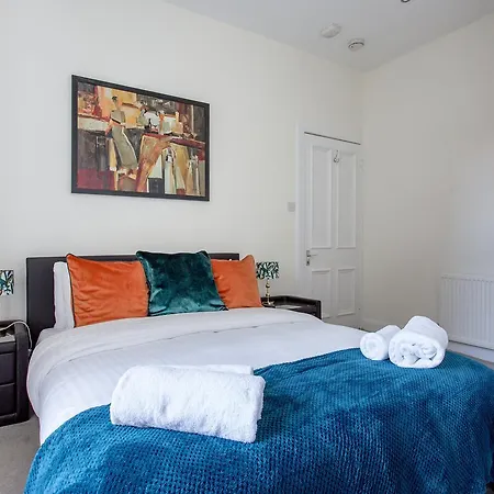 Colonial Victorian Apartment, Fab Central Location * Edinburgh