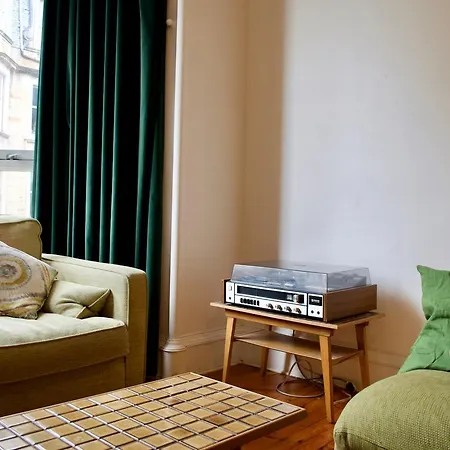 Apartamento 2 Bedroom Flat In Bruntsfield Edimburgo