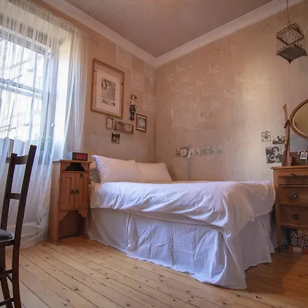 1 Bedroom Flat In The Centre Apartment